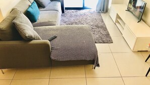 Deluxe Apartment, 2 Bedrooms | Living room | 32-inch LED TV with digital channels, TV - Beaumont Claremont 108 (Cape Town)