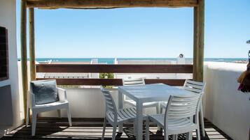 Luxury House, 2 Bedrooms, Non Smoking, Sea View | Balcony