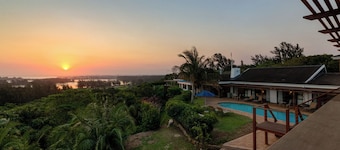 The Ridge Guesthouse