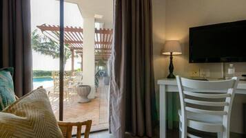 Standard Double Room, 1 Double Bed, Harbour View | Minibar, desk, laptop workspace, free WiFi