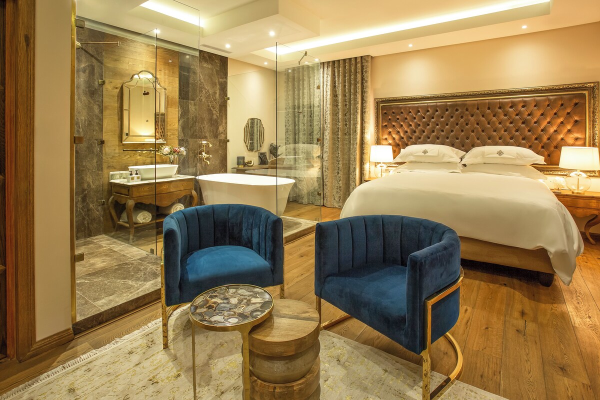 Luxury Suite, 1 Bedroom (Grenache)