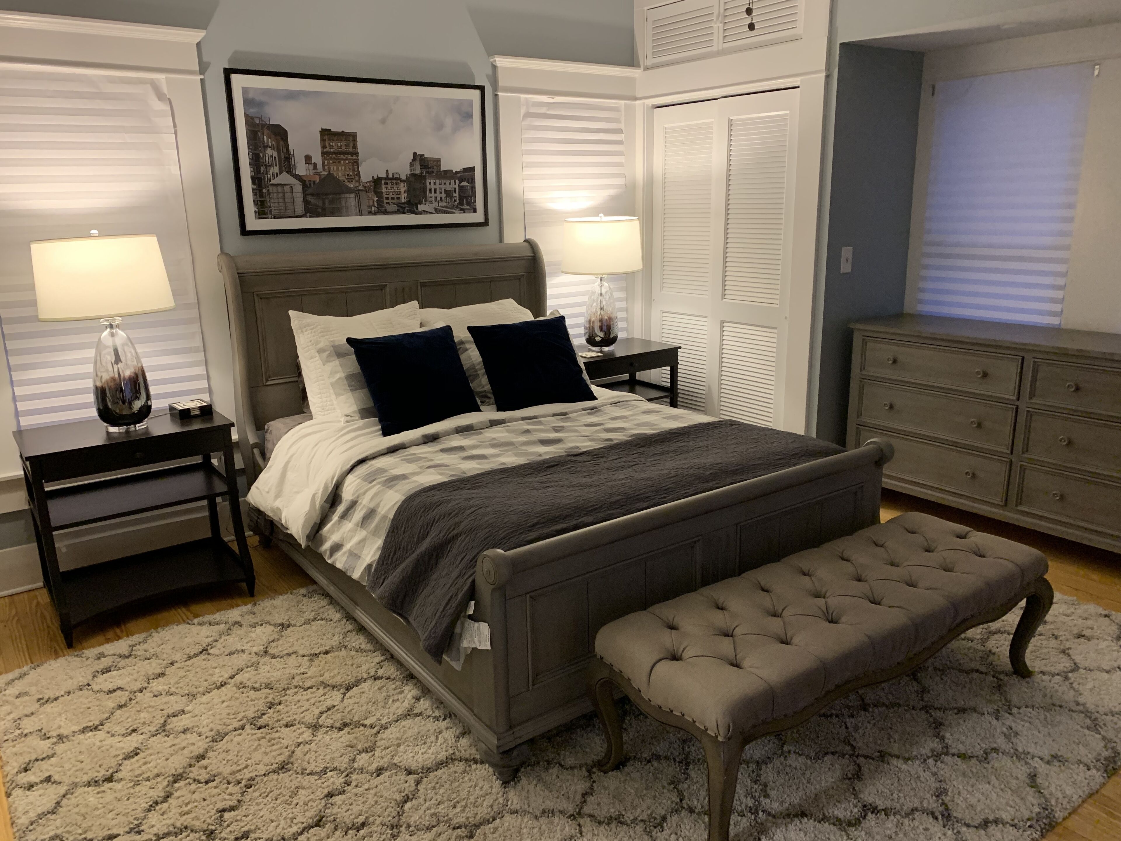 4 bedrooms, desk, iron/ironing board, free WiFi