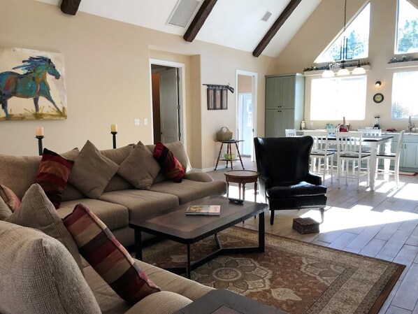 Flachbildfernseher, Kamin