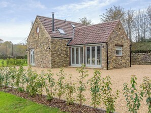 Exterior - 2 bedroom accommodation in Chew Magna, near Bath (Chew Magna, near Bath)