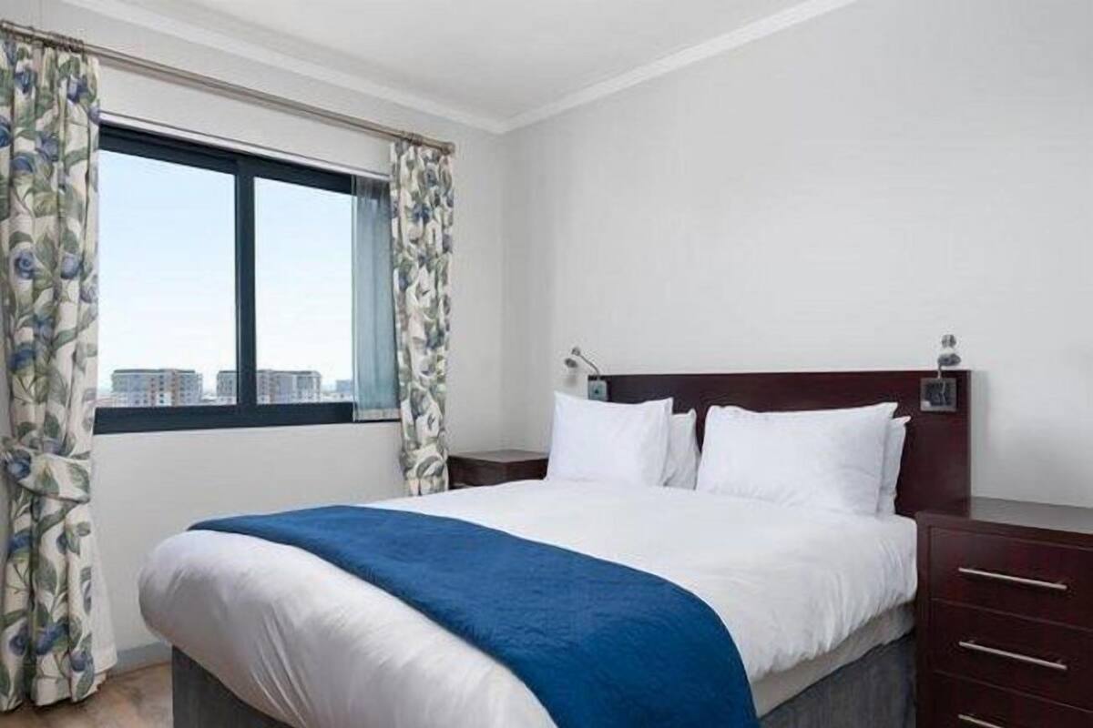 Executive Apartment, 1 Bedroom (Knightsbridge 1002) | Iron/ironing board, free WiFi, bed sheets