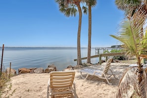 Property grounds - Melbourne Waterfront - 1 Bed 1 Bath - Entire Apartment (Melbourne)