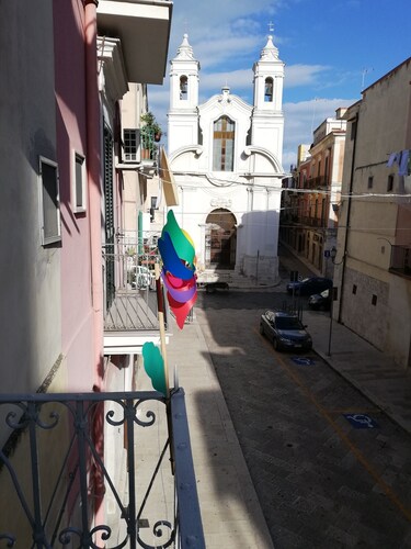 "La Casetta di Carmen" studio apartment in the historic center and 300m from the sea