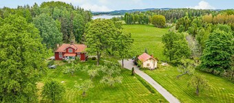 Awesome home in Långserud with WiFi