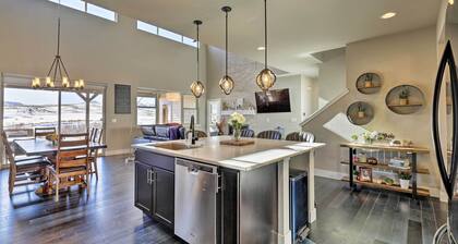 3 Mi to Granby Ranch: Expansive Granby Retreat!