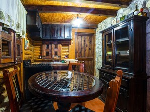 Family dining - Capital O Cabañas El Rincón (Zacatlán)