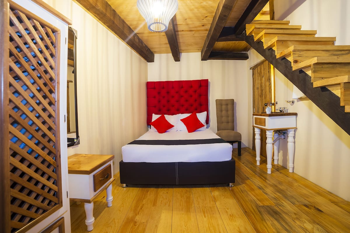 Habitación doble Deluxe | 1 habitación y ropa de cama
