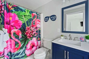 Shower, hair dryer, towels