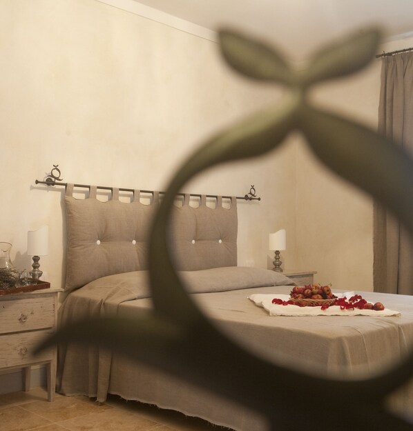 Basic Twin Room, Shared Bathroom (Celso Cittadini Grande) | Miscellaneous