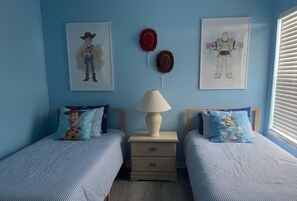 5 Schlafzimmer, Bügeleisen/Bügelbrett, kostenloses WLAN, Bettwäsche