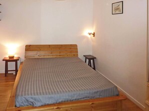 1 bedroom - Large renovated apt for 8, direct slope access, 1 br, pet-friendly (Les Orres)