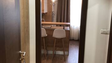 Studio | Free minibar items, soundproofing, free cribs/infant beds, free WiFi