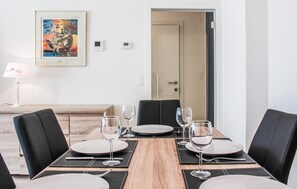 Dining - Beach front apartment in Oostende (Oostende)