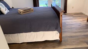 1 bedroom, desk, iron/ironing board, free WiFi