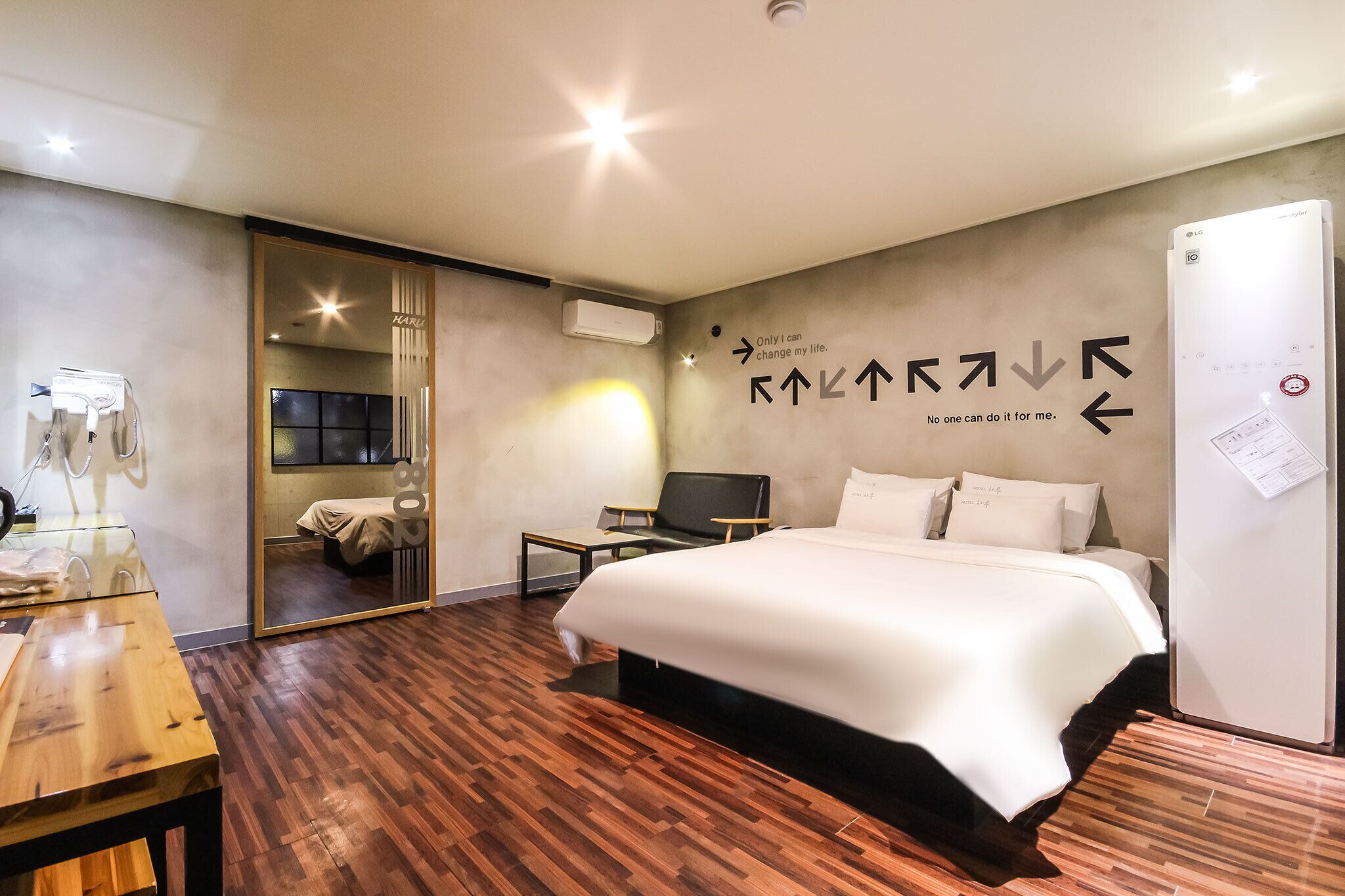 premium double room | individually decorated, blackout curtains, free wifi