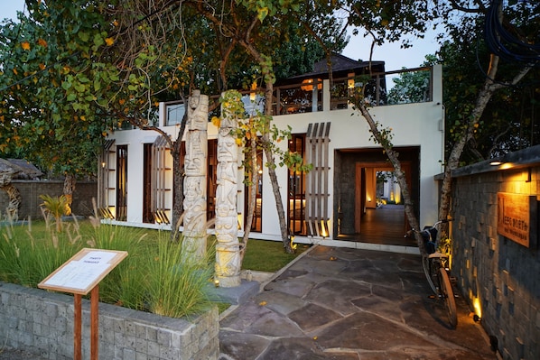Courtyard