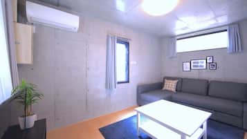 Triple Room 4th Floor, Non Smoking | Desk, iron/ironing board, free WiFi, bed sheets