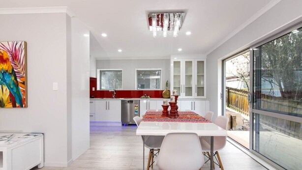 Interior - Auckland Onestop (Auckland)