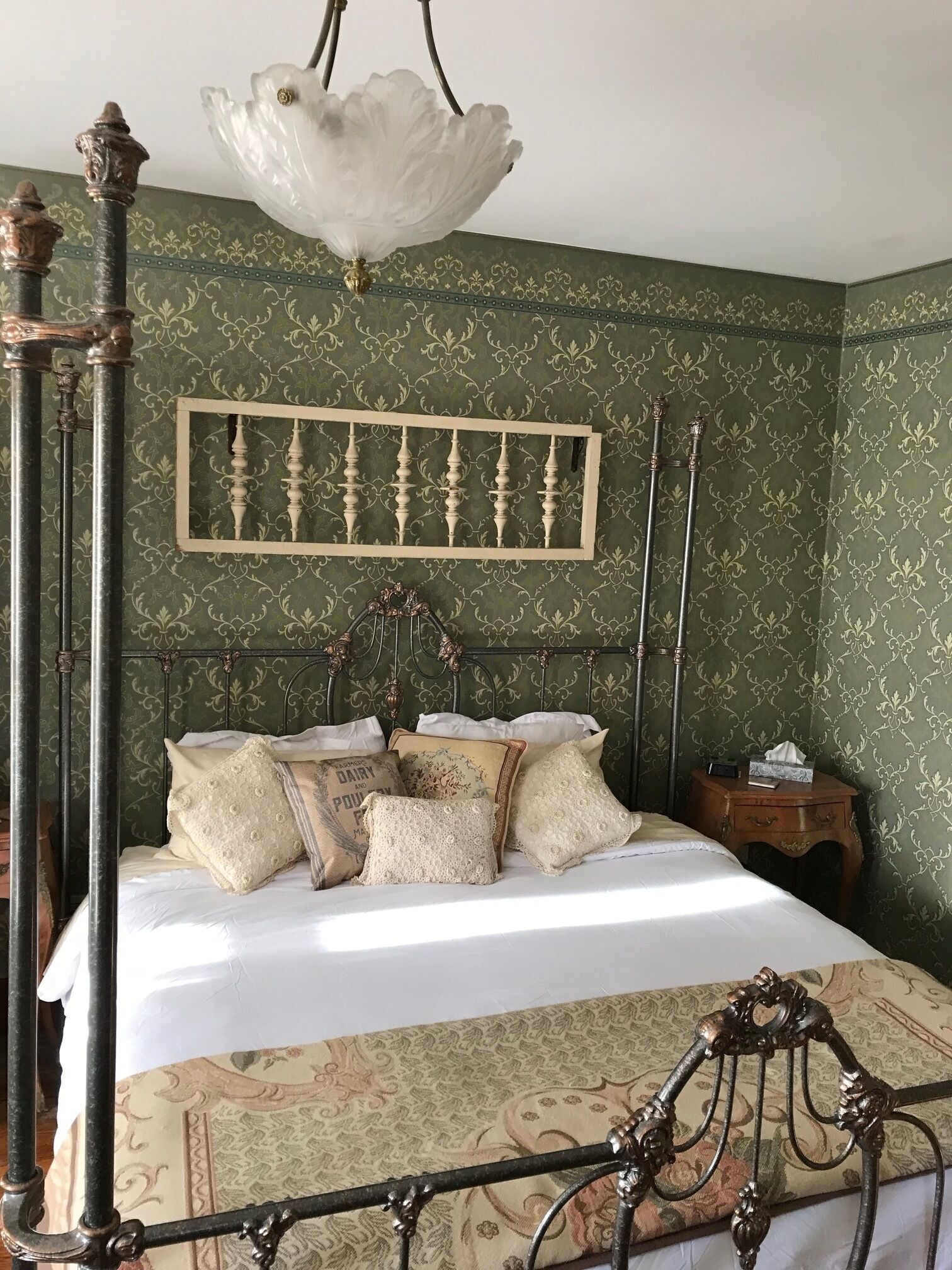 Hochwertige Bettwaren, Pillowtop-Betten, individuell dekoriert