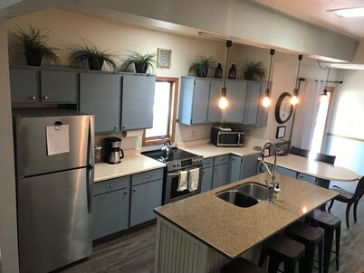 Perfect Rating DT Home! Walk to Beach, Eats and More! 5 Min. to Road America!