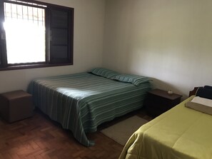 3 Schlafzimmer, Bügeleisen/Bügelbrett, kostenloses WLAN, Bettwäsche