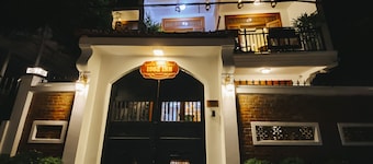 Hue 1962 Inn
