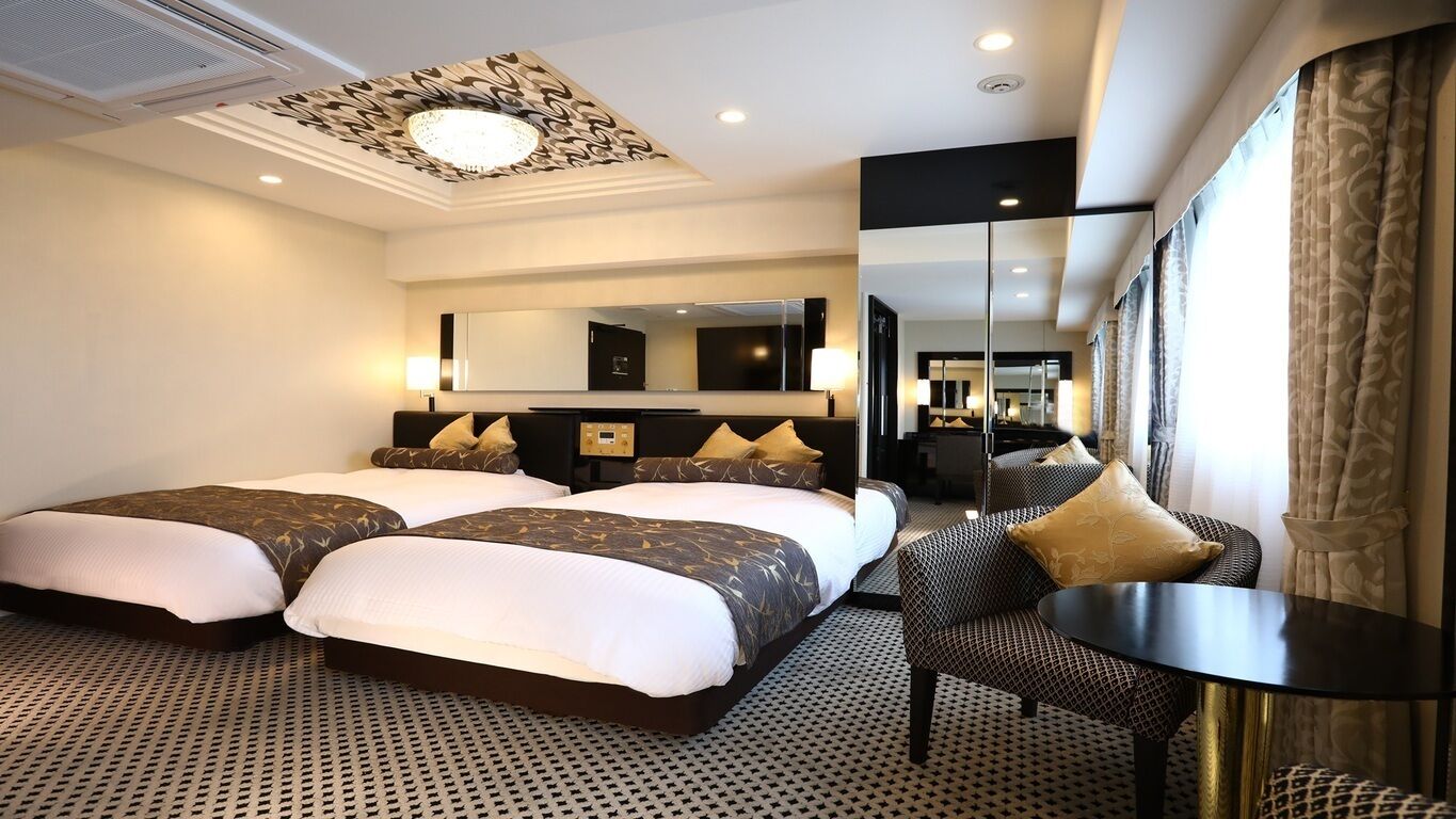 Blackout curtains, free WiFi, bed sheets