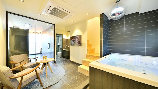 Spa Villa | Living area - Ruhe Pension (Gangneung)