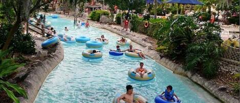 屋外プール、温水プール