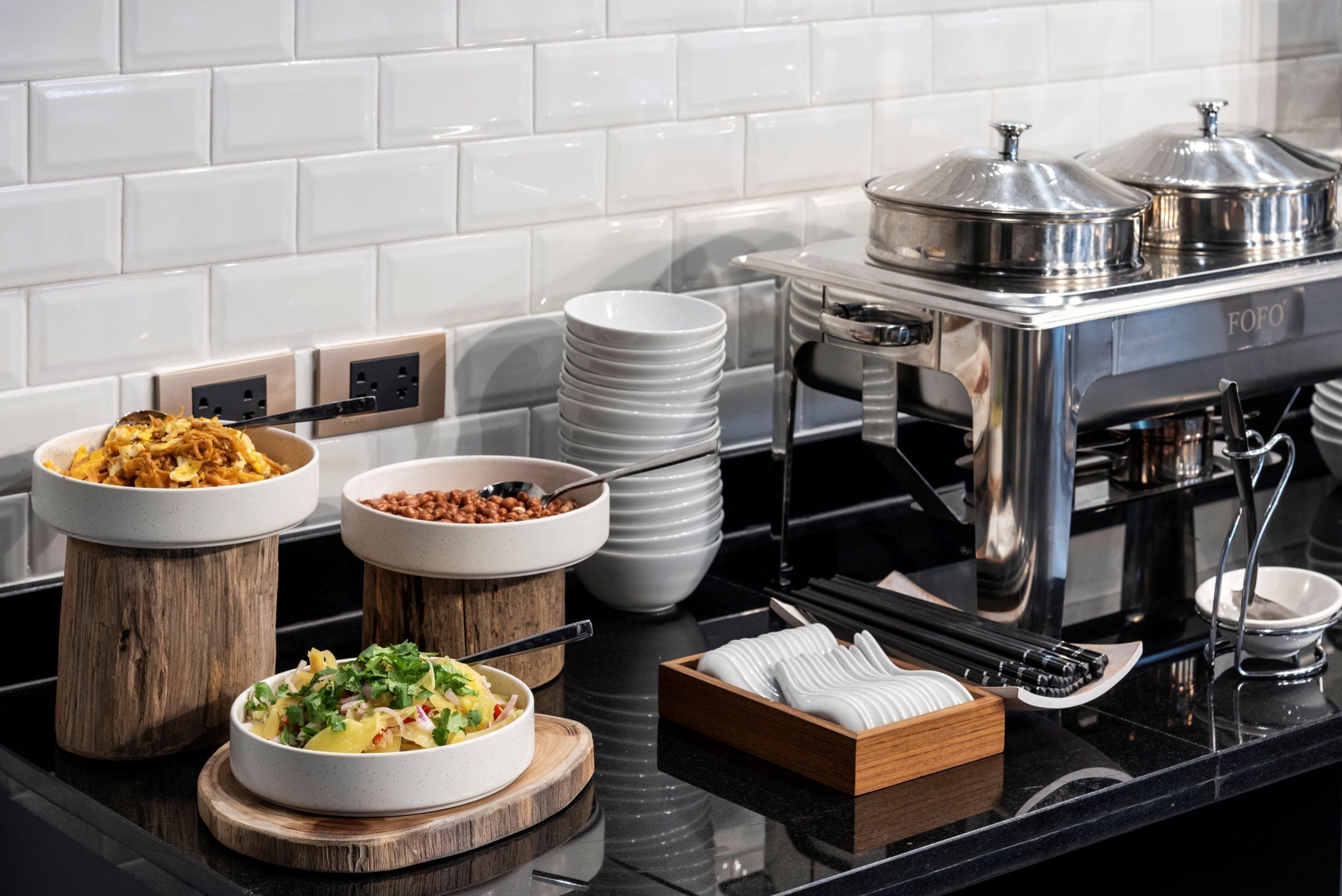 daily buffet breakfast (thb 180 per person)