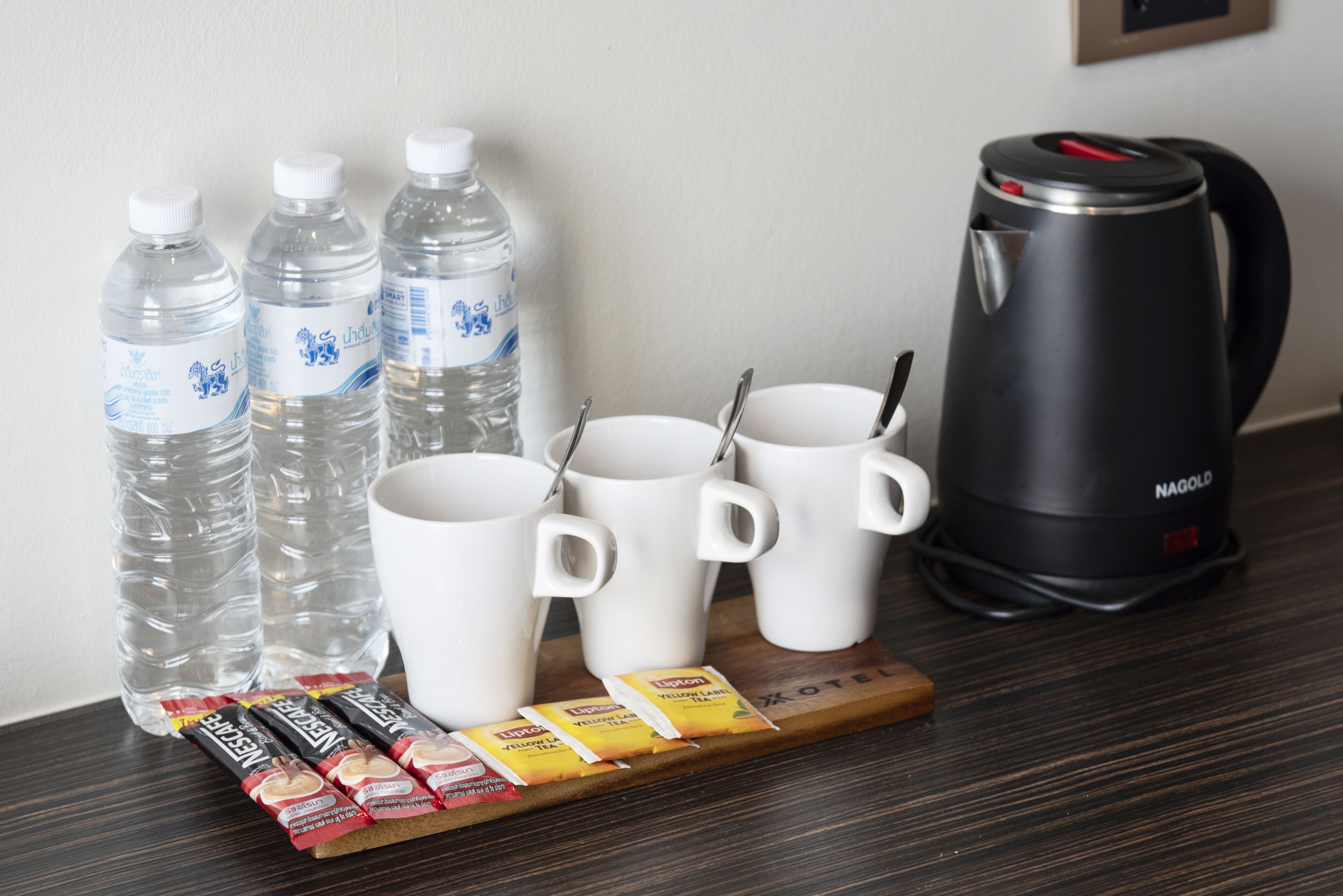 family room | 1 bedroom, minibar, in-room safe, blackout curtains