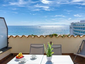 Outdoor dining - Mileni I by Interhome (Roses)