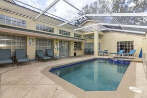 獨棟房屋 | 游泳池 | 室外游泳池