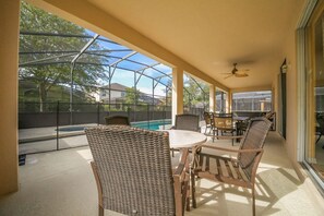 House | Balcony