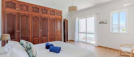 4 chambres, accès Internet
