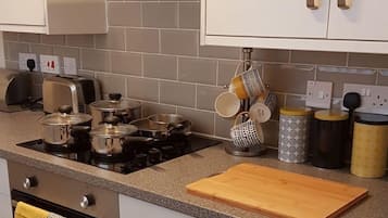 House, Private Bathroom (Whole) | Shared kitchen