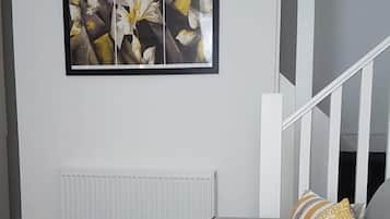 House, Private Bathroom (Whole) | Lounge