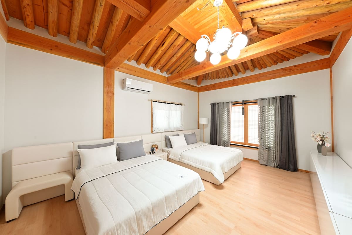 2 bedrooms, free WiFi