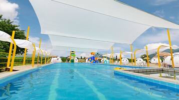 Indoor pool, seasonal outdoor pool
