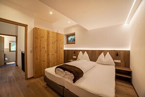 4 habitaciones, wifi gratis y ropa de cama 