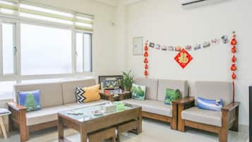 Premium bedding, blackout drapes, soundproofing, free WiFi