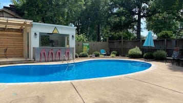 Utomhuspool