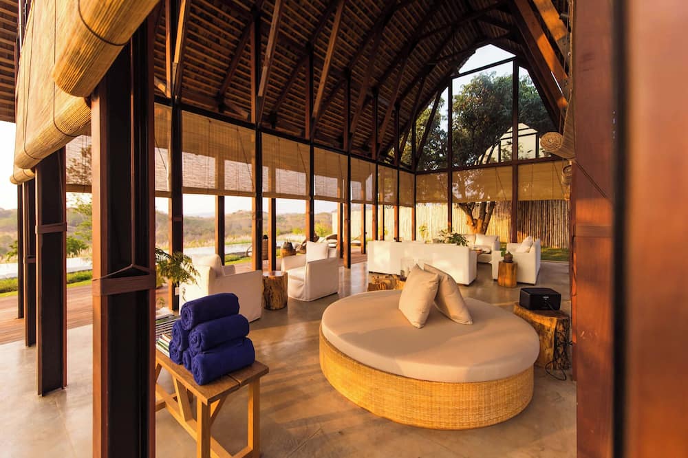 Roukh Kiri Khaoyai, The Centara Collection