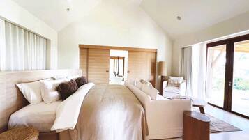 Villa (Barn Residence) | Premium bedding, down comforters, pillowtop beds, free minibar