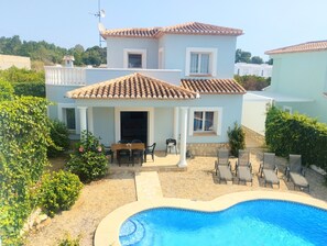 Uklassifisert bilde, 3 av 30, knapp