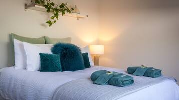 3 makuuhuonetta, silitysrauta/-lauta, vauvan matkasänky, ilmainen Wi-Fi